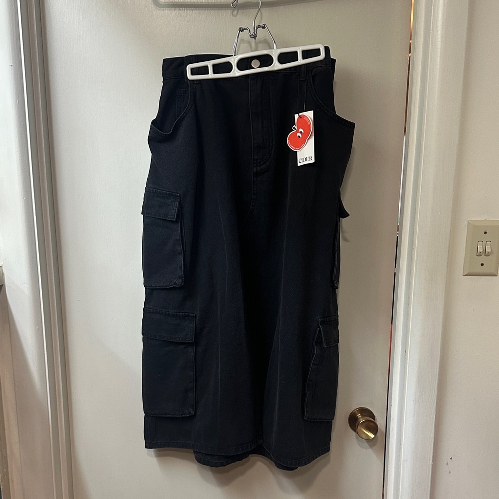 Cider Dark Cargo Skirt